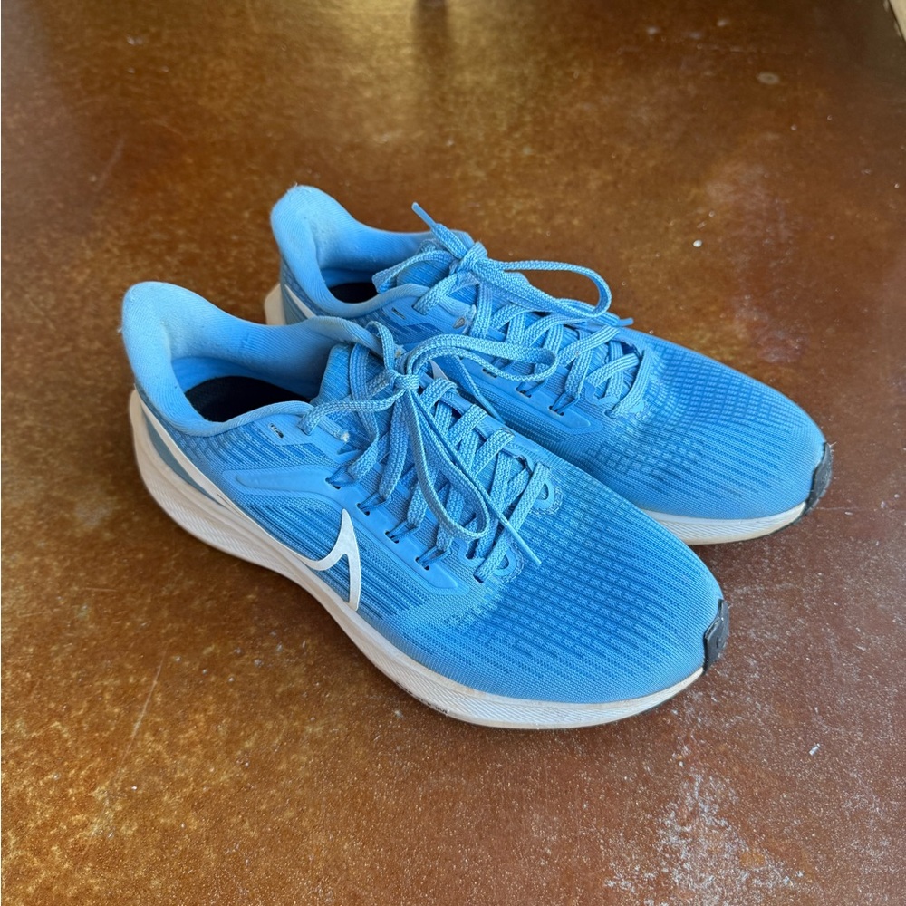 Nike Powder Blue Athletic Shoes